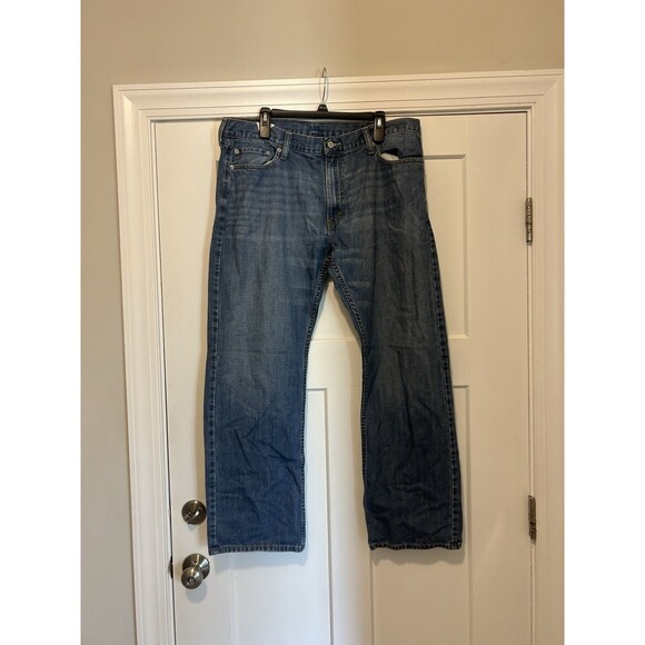 Levi’s 514 Jeans Mens 40x32 Regular Straight 100% Cotton Medium Wash Blue Denim - Picture 1 of 5